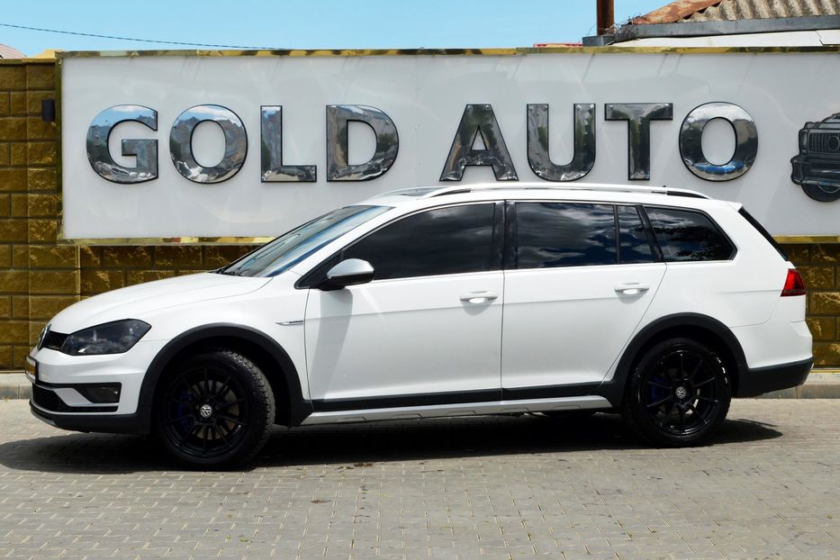 Продам Volkswagen Golf VII Alltrack 2016 года в Одессе