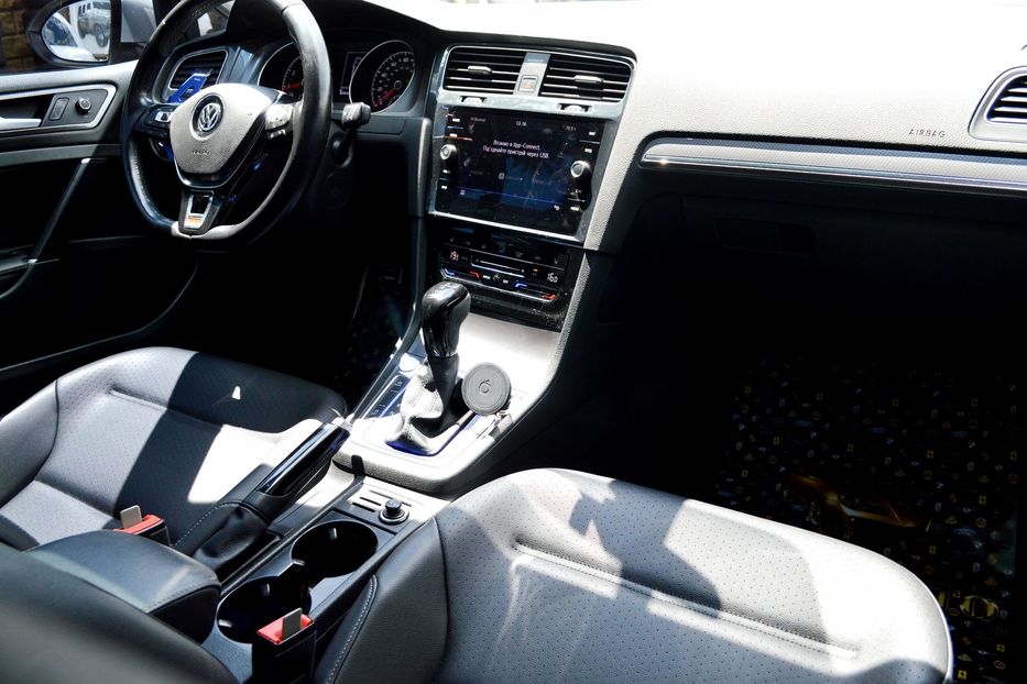 Продам Volkswagen Golf VII Alltrack 2016 года в Одессе