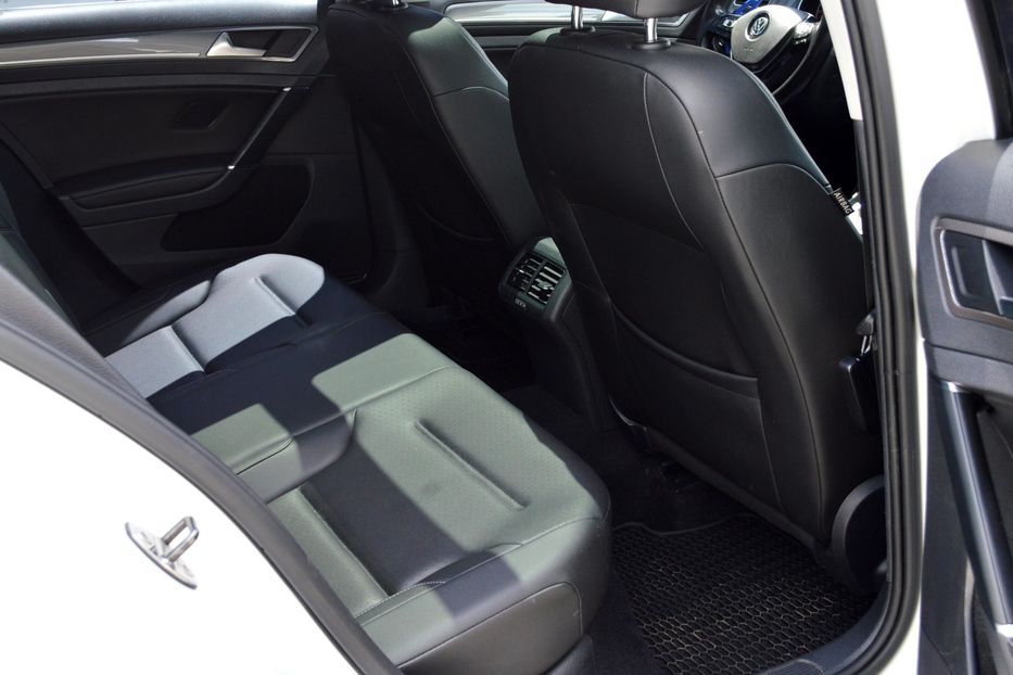 Продам Volkswagen Golf VII Alltrack 2016 года в Одессе