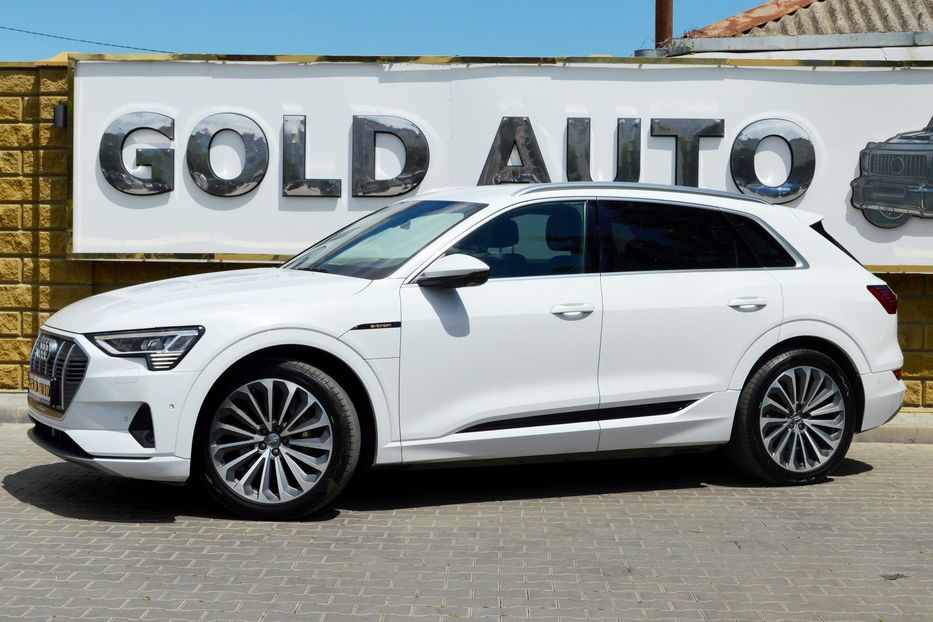 Продам Audi E-Tron 55 Quattro 2019 года в Одессе