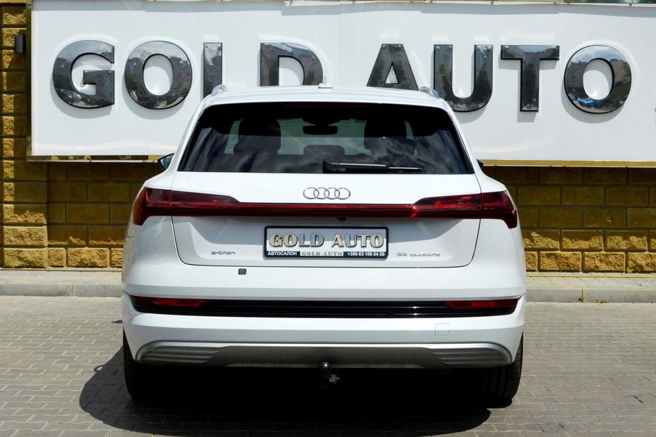 Продам Audi E-Tron 55 Quattro 2019 года в Одессе