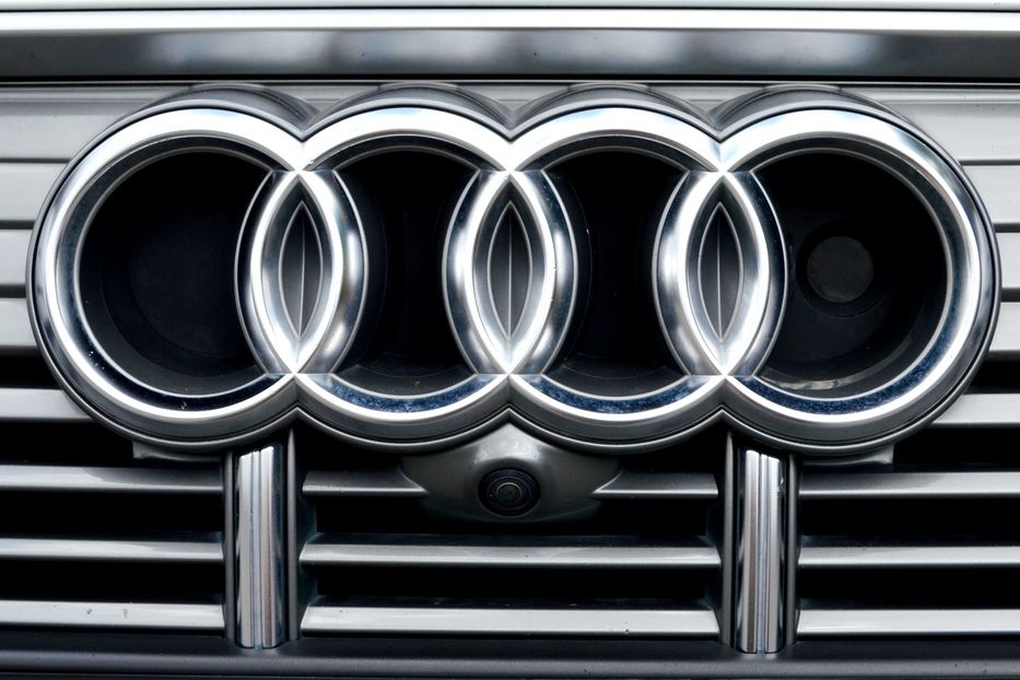 Продам Audi E-Tron 55 Quattro 2019 года в Одессе