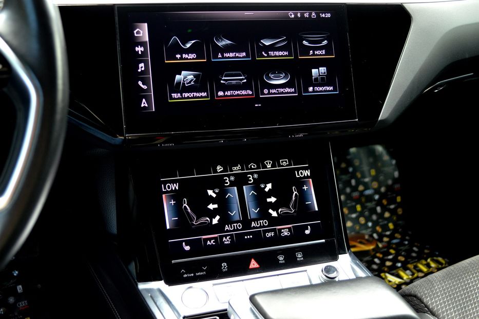 Продам Audi E-Tron 55 Quattro 2019 года в Одессе