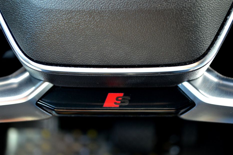 Продам Audi E-Tron 55 Quattro 2019 года в Одессе