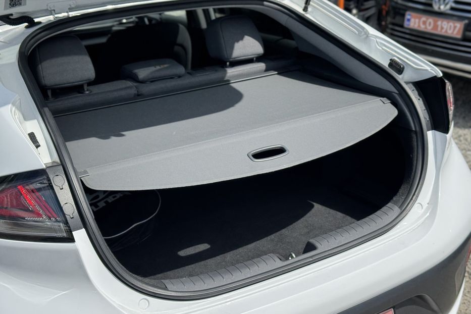 Продам Hyundai Ioniq 38 kWh (COMIS) 2020 года в г. Умань, Черкасская область