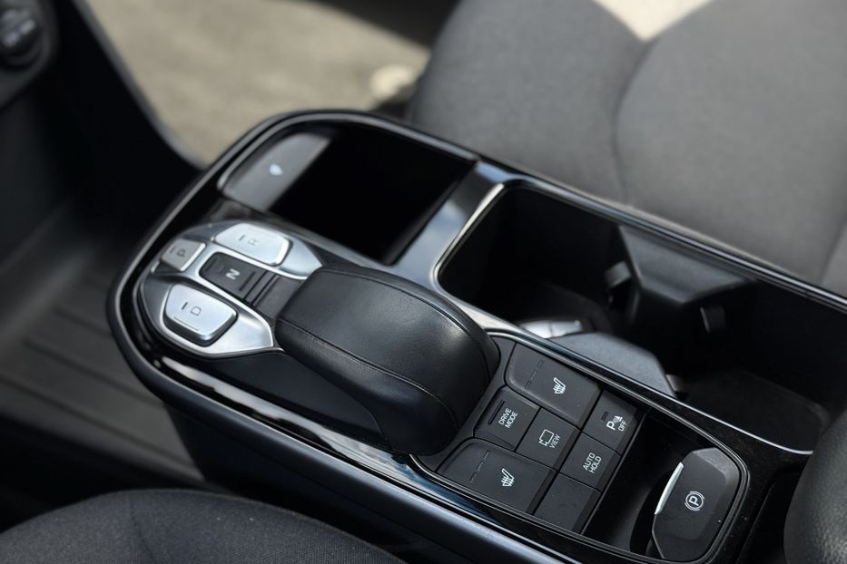Продам Hyundai Ioniq 38 kWh (COMIS) 2020 года в г. Умань, Черкасская область