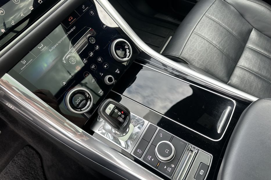 Продам Land Rover Range Rover Sport HSE 2018 года в Киеве