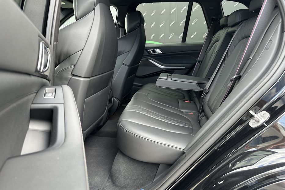 Продам BMW X5 Xdrive 30d M-paket 2025 года в Киеве