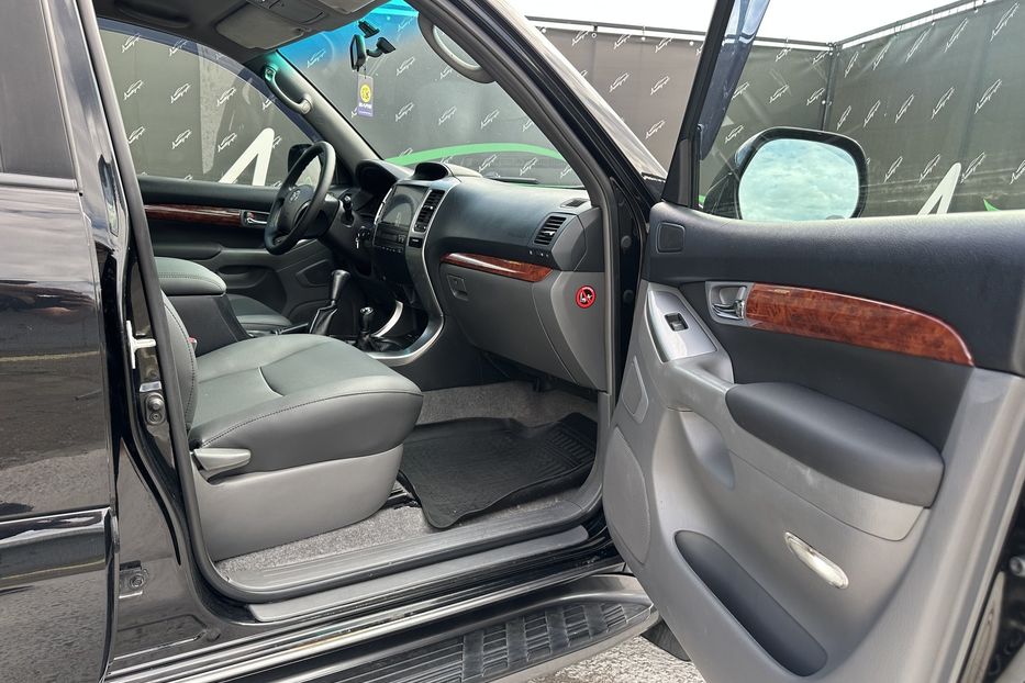 Продам Toyota Land Cruiser Prado 2008 года в Киеве