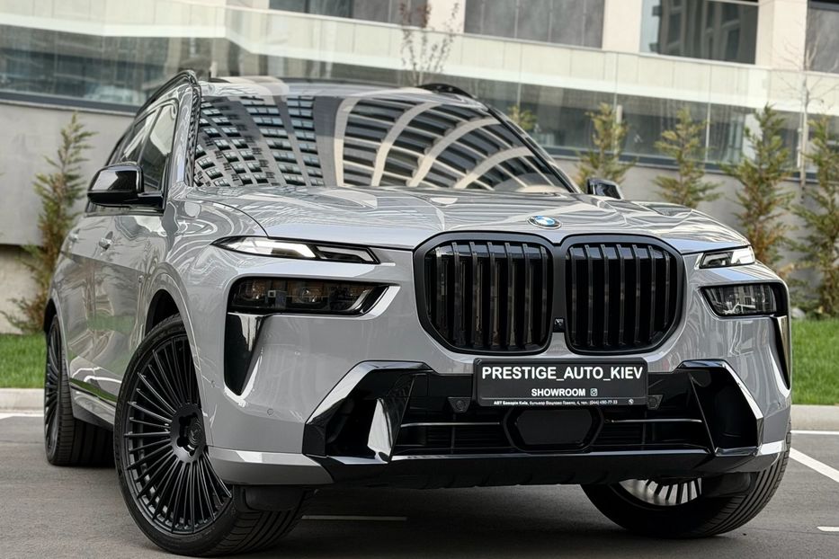 Продам BMW X7 40d 2024 года в Киеве