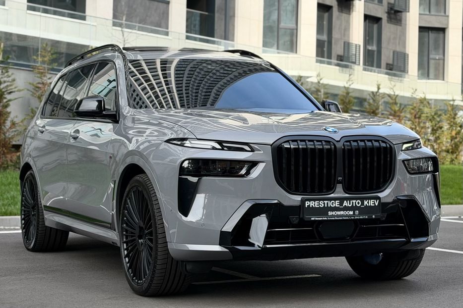 Продам BMW X7 40d 2024 года в Киеве