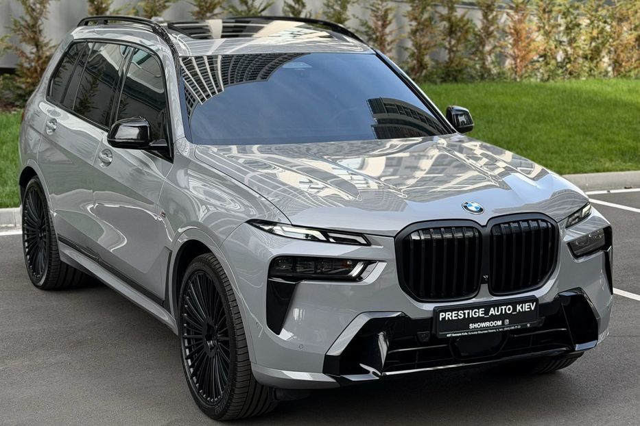Продам BMW X7 40d 2024 года в Киеве