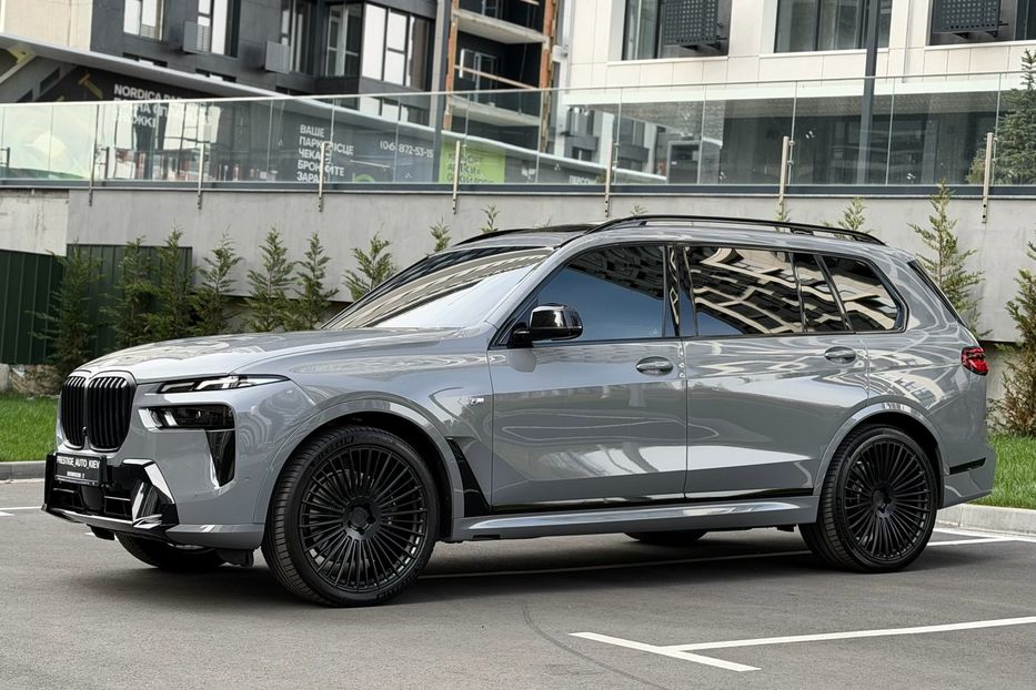 Продам BMW X7 40d 2024 года в Киеве