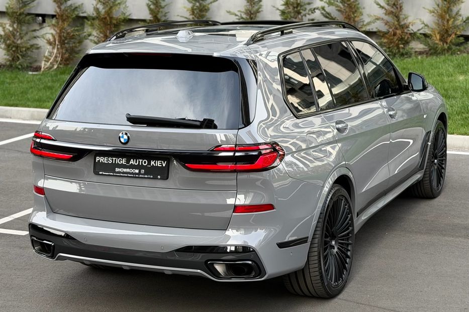 Продам BMW X7 40d 2024 года в Киеве