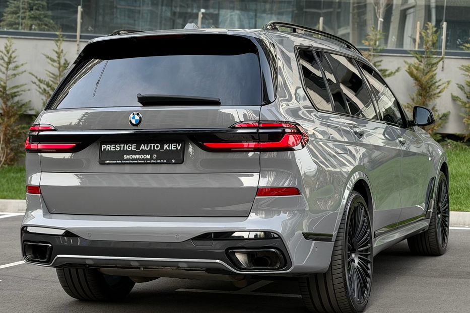 Продам BMW X7 40d 2024 года в Киеве