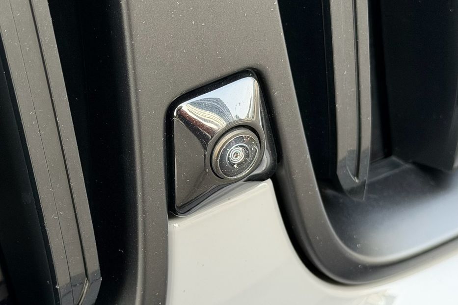 Продам BMW X7 40d 2024 года в Киеве