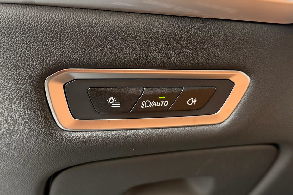 Продам BMW X7 40d 2024 года в Киеве