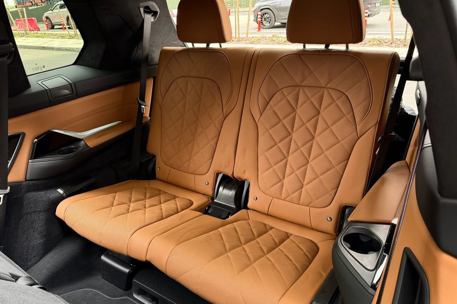 Продам BMW X7 40d 2024 года в Киеве