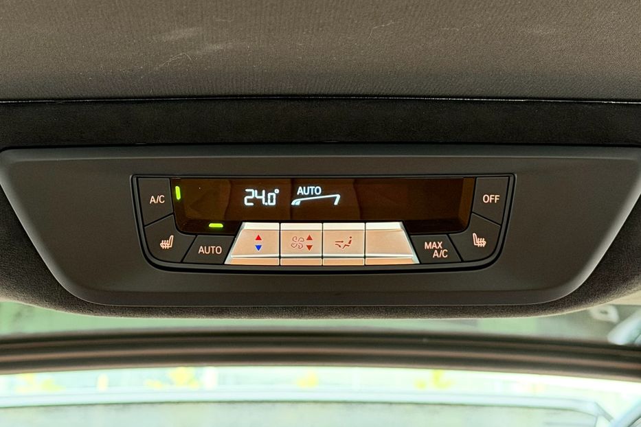 Продам BMW X7 40d 2024 года в Киеве
