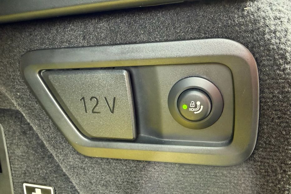 Продам BMW X7 40d 2024 года в Киеве