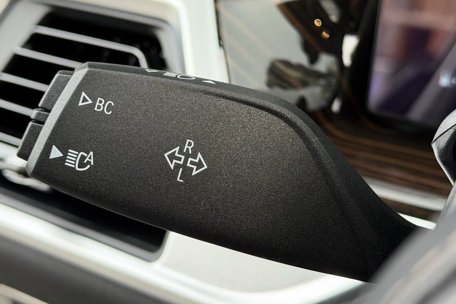 Продам BMW X7 40d 2024 года в Киеве