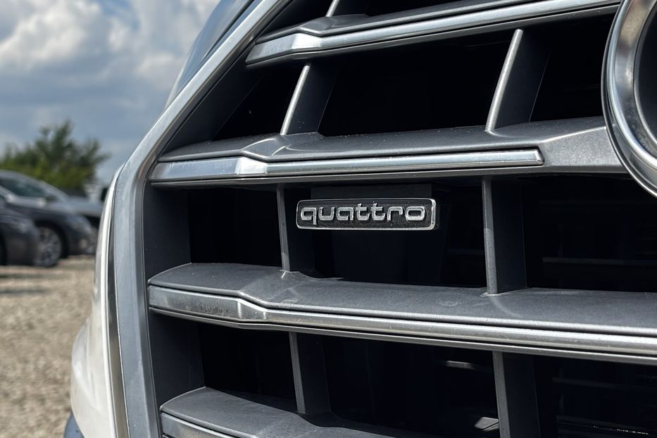 Продам Audi Q5 Prestige 2018 года в Львове