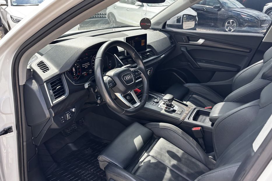Продам Audi Q5 Prestige 2018 года в Львове