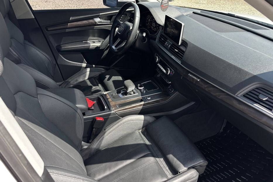 Продам Audi Q5 Prestige 2018 года в Львове
