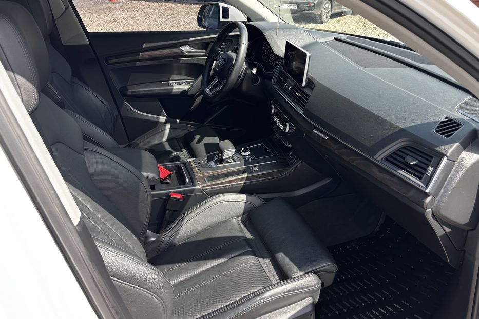 Продам Audi Q5 Prestige 2018 года в Львове
