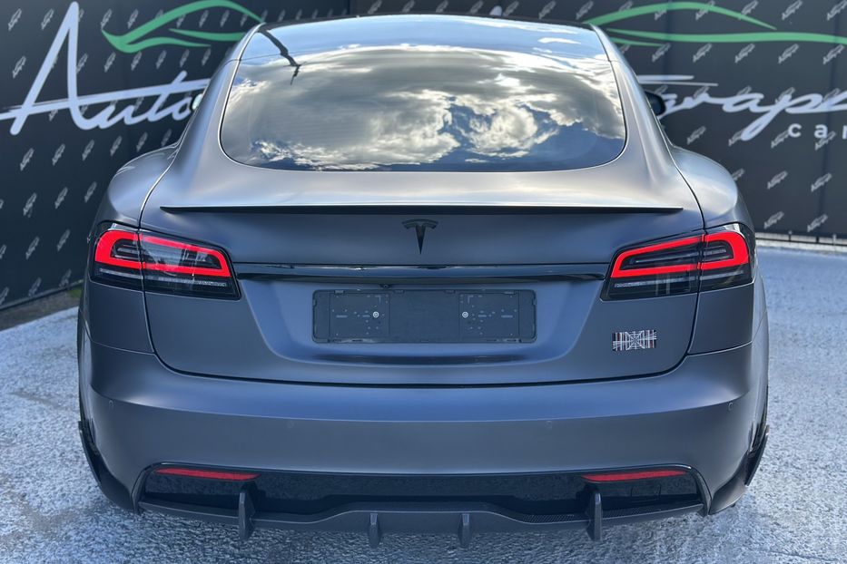 Продам Tesla Model S Plaid 2023 года в Киеве