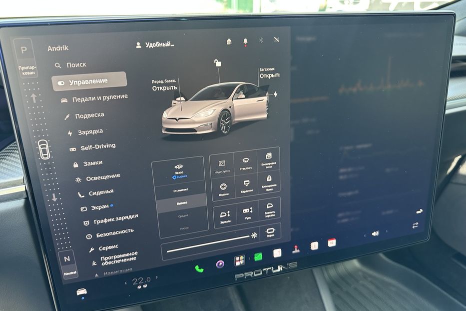 Продам Tesla Model S Plaid 2023 года в Киеве