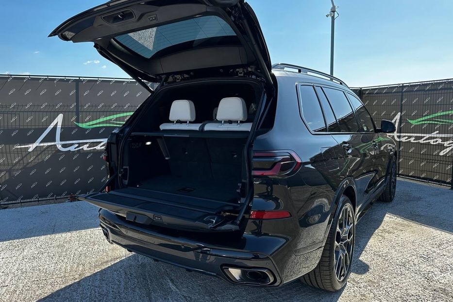 Продам BMW X7 Xdrive40d Individual 2023 года в Киеве