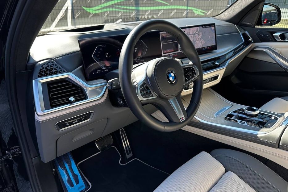 Продам BMW X7 Xdrive40d Individual 2023 года в Киеве