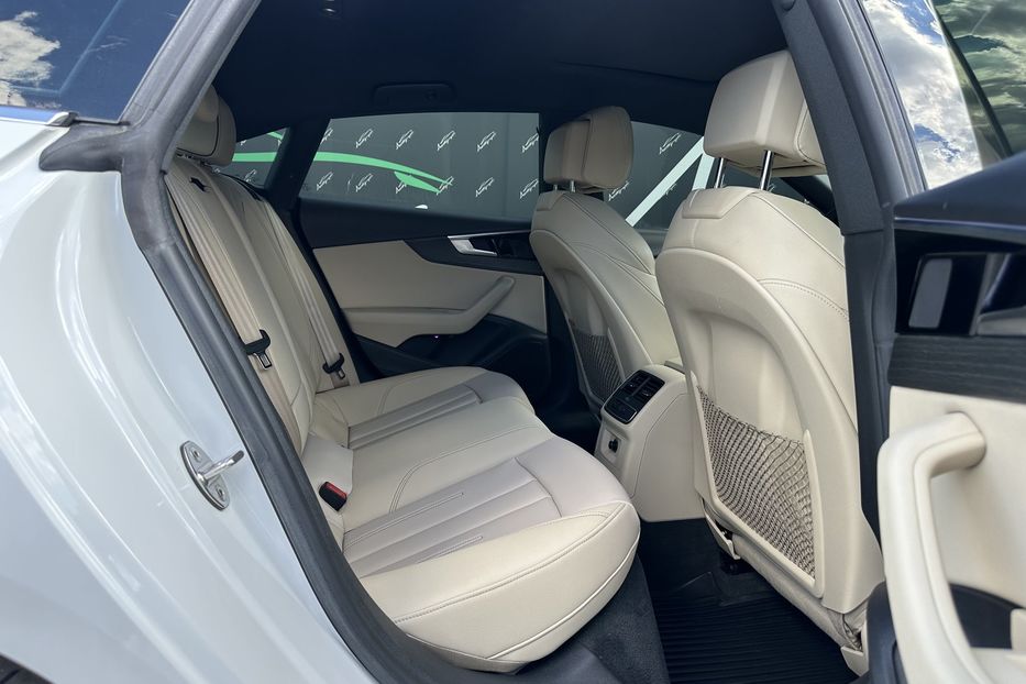 Продам Audi A5 S-Line Quattro 2020 года в Киеве