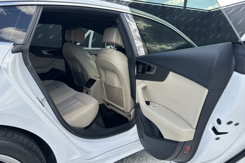 Продам Audi A5 S-Line Quattro 2020 года в Киеве
