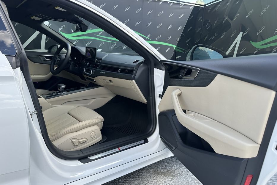 Продам Audi A5 S-Line Quattro 2020 года в Киеве