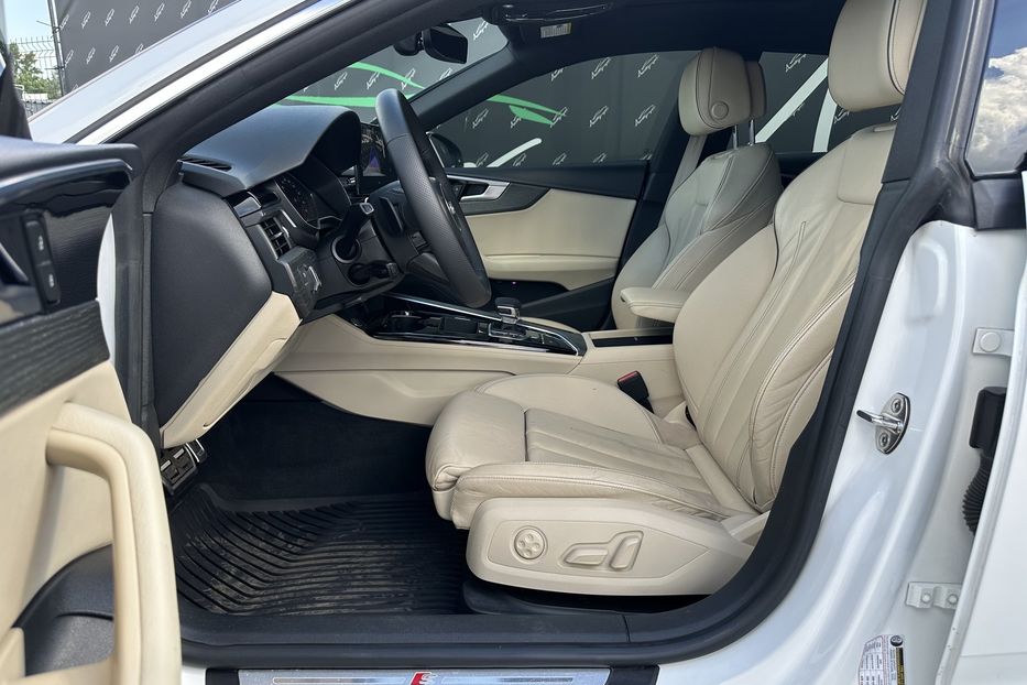 Продам Audi A5 S-Line Quattro 2020 года в Киеве