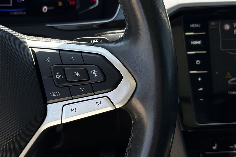 Продам Volkswagen Passat B8 2021 года в Львове