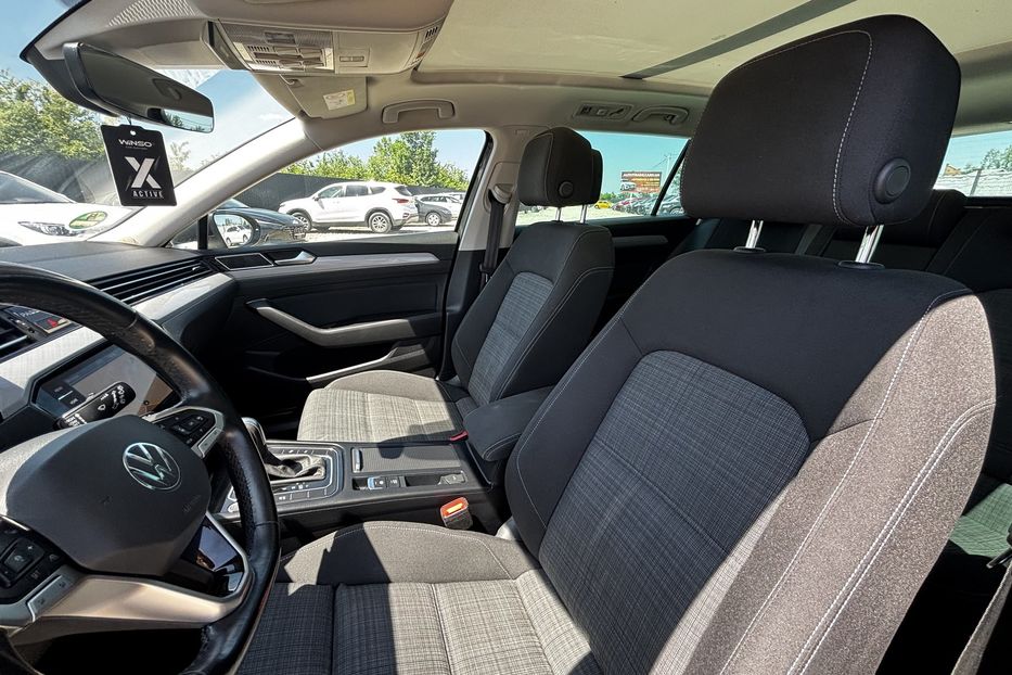 Продам Volkswagen Passat B8 2021 года в Львове
