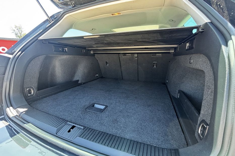 Продам Volkswagen Passat B8 2021 года в Львове