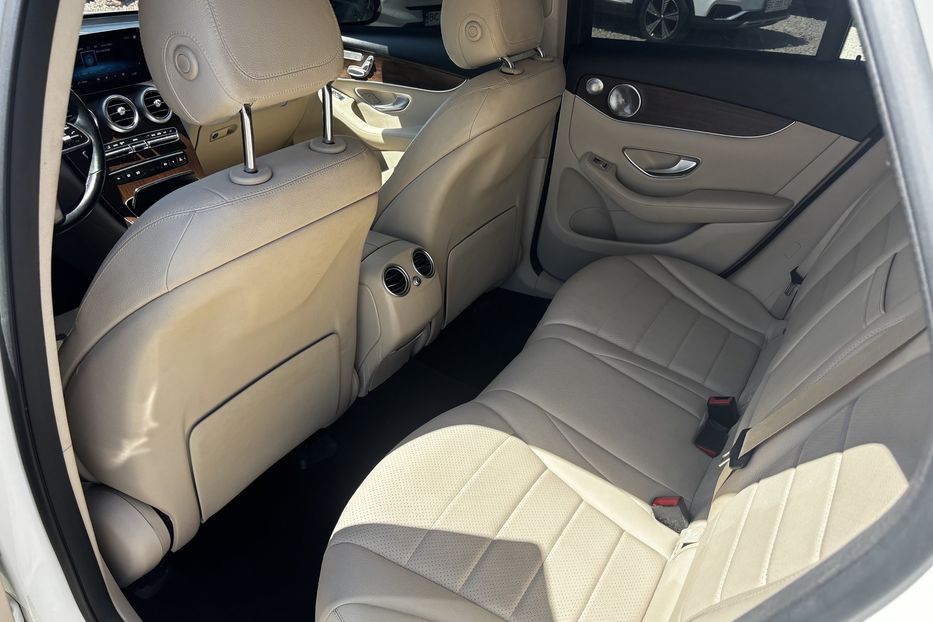 Продам Mercedes-Benz GLC-Class 300 2020 года в Львове