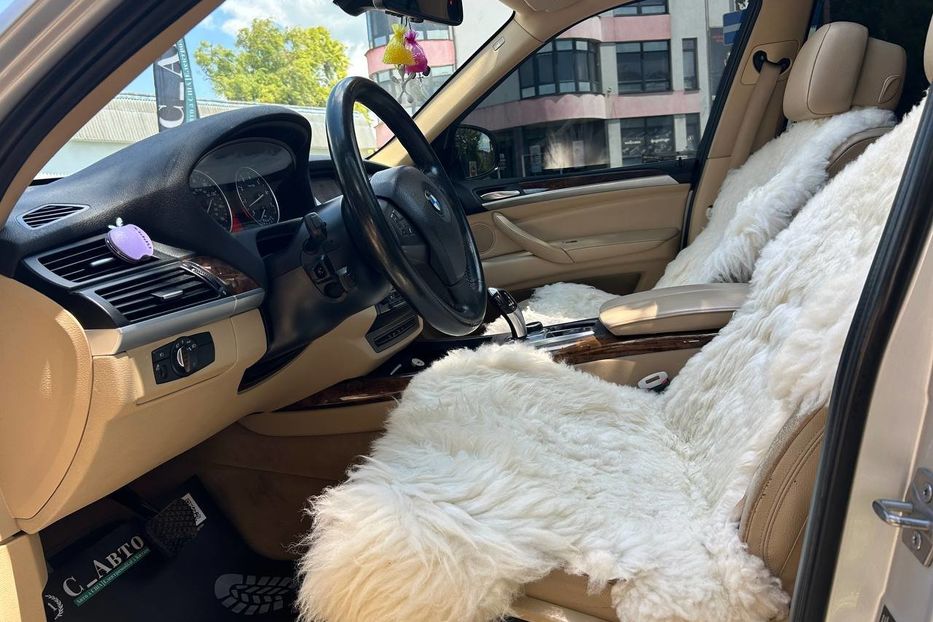 Продам BMW X5 2012 года в Черновцах