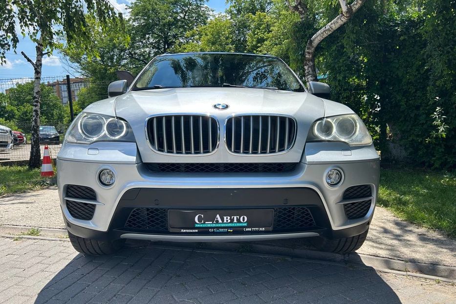Продам BMW X5 2012 года в Черновцах