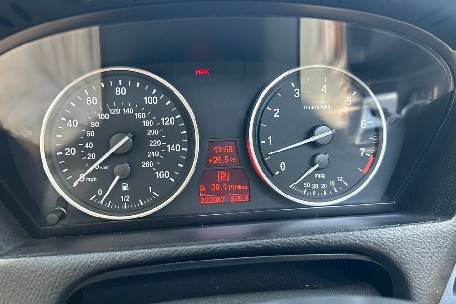 Продам BMW X5 2012 года в Черновцах