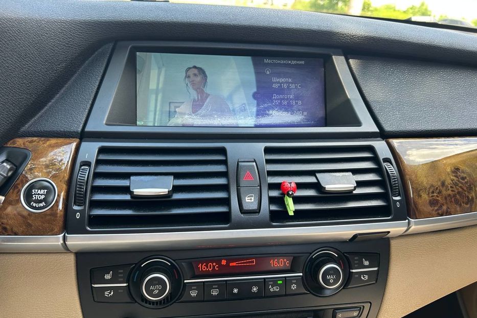 Продам BMW X5 2012 года в Черновцах