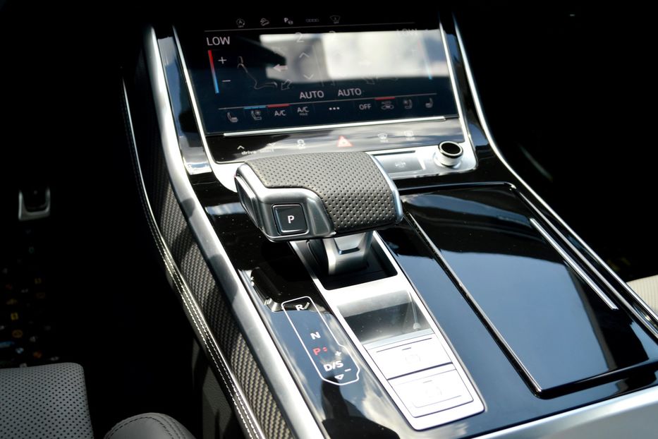 Продам Audi SQ 8 2026 года в Одессе