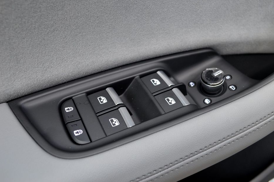 Продам Audi SQ 8 2026 года в Одессе