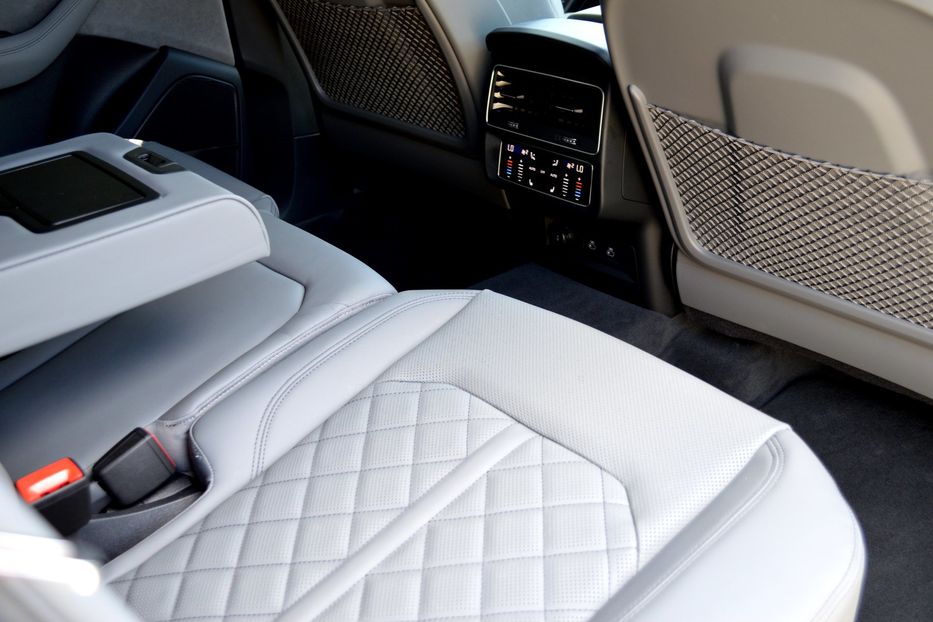 Продам Audi SQ 8 2026 года в Одессе