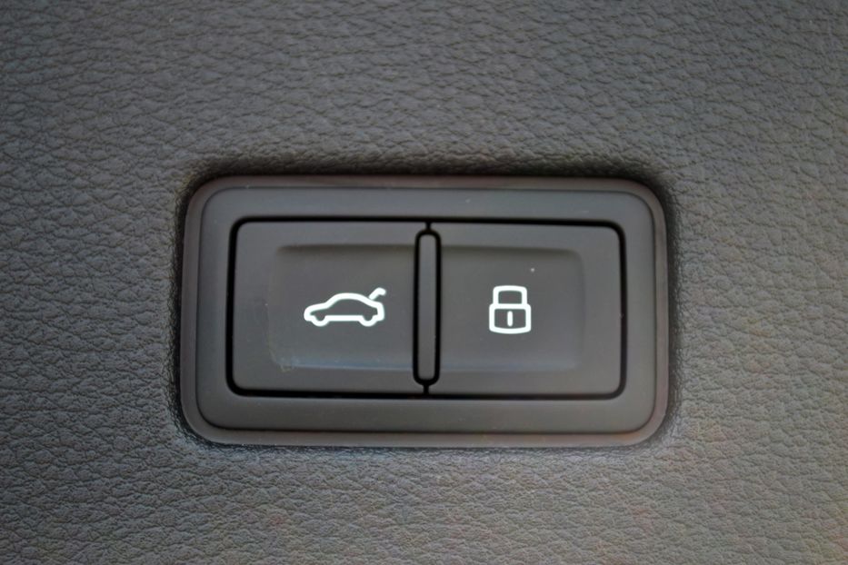 Продам Audi SQ 8 2026 года в Одессе