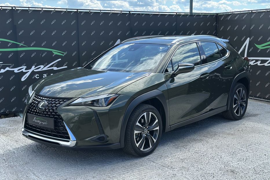 Продам Lexus HS UX250h 2023 года в Киеве